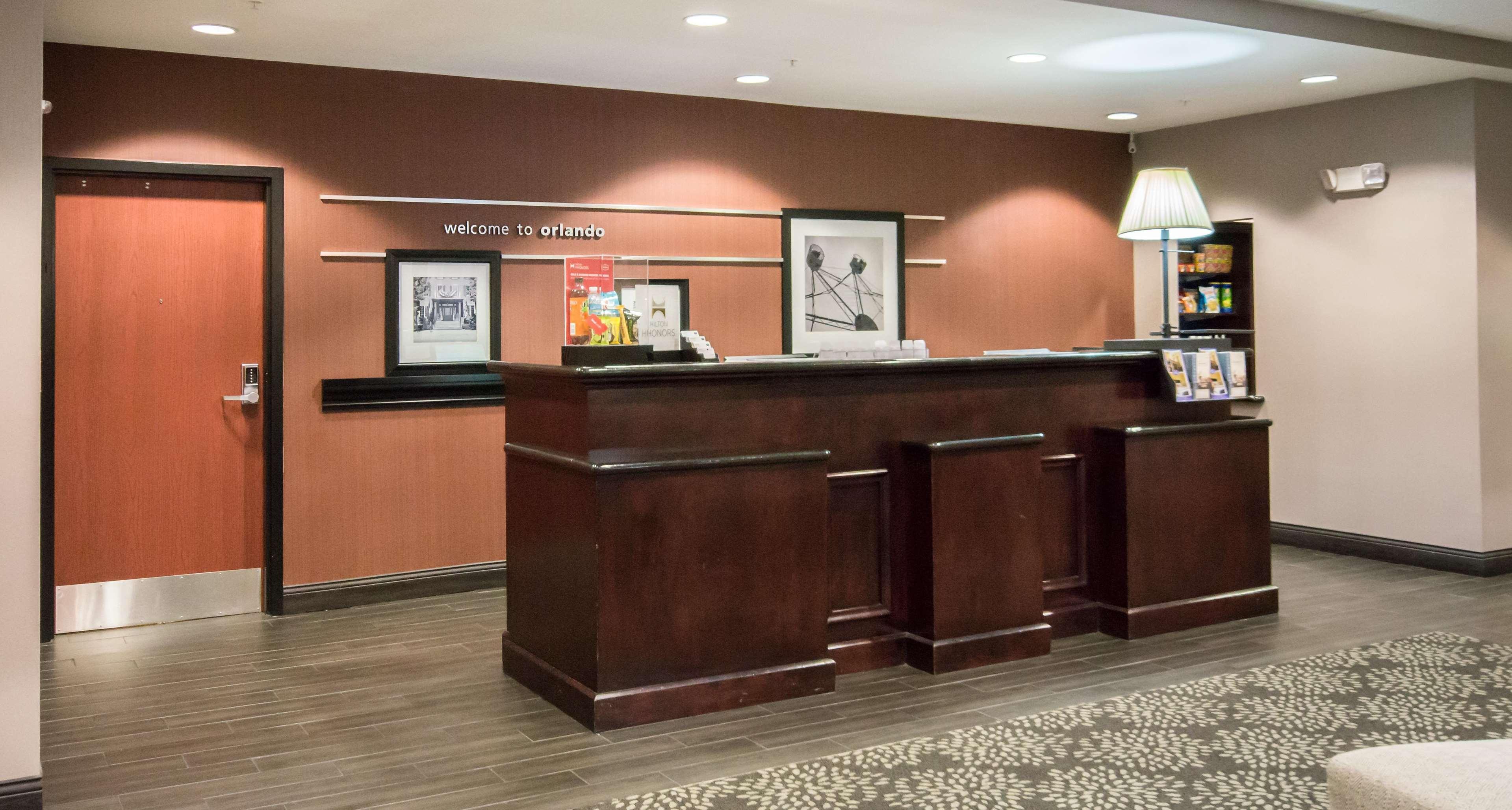 Williamsburg Hampton Inn & Suites Orlando-John Young Parkway/South Park מראה חיצוני תמונה